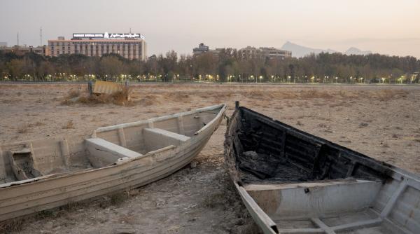 cum politica apei a secat o tara baraje goale sate abandonate si un cutremur silentios ziua zero se apropie