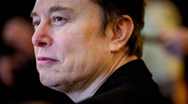 SpaceX a lui Elon Musk este evaluată la 800 de miliarde de dolari, în timp ce se pregătește pentru listarea la bursă