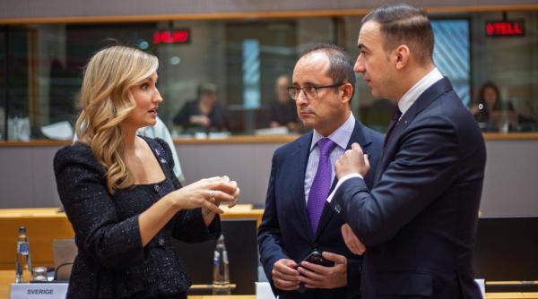 Ivan anunţă că şi România va profita de viitoarea „autostradă energetică” europeană, care va duce la scăderea preţurilor la energie