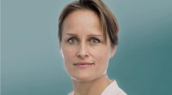 linia frontului e peste tot noua sefa a spionajului britanic transmite un avertisment fara precedent in primul ei discurs public