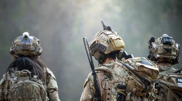 seful armatei din marea britanie avertizeaza riscul ca rusia sa atace creste fiii si fiicele noastre trebuie sa fie gata de lupta