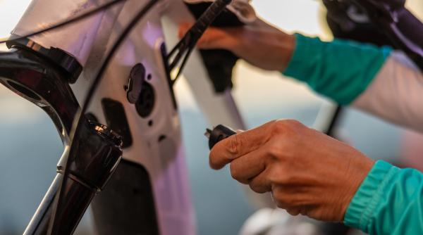 Legea RCA pentru trotinete și biciclete electrice se aplică de astăzi. Cine trebuie să aibă poliță și care sunt amenzile