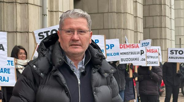 apa au dar nu se stie pana cand pusl continua protestele si cere demisia ministrei diana buzoianu