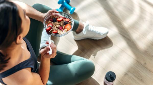 Cum să îți crești performanța sportivă cu un plan alimentar personalizat?