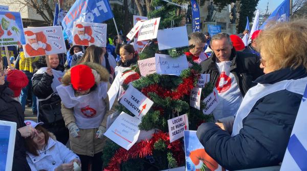 protest la cotroceni oamenii sunt nemultumiti de austeritate si ii cer lui nicusor dan sa medieze conflictul social cu guvernul