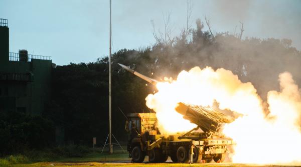 "Târgul de Crăciun" care face China să spumege: SUA înarmează Taiwanul de 11 miliarde, într-una dintre cele mai mari vânzări militare