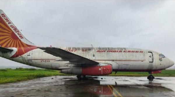 Un avion dispărut de 13 ani a apărut într-un mod misterios, pe un aeroport din India