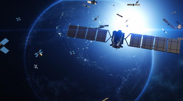 Un satelit SpaceX Starlink coboară necontrolat spre Pământ, după ce a suferit o defecțiune pe orbită