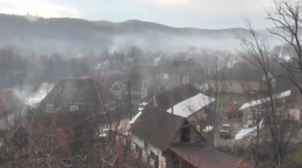 Locuitorii din satul Nadăș, retrocedat ilegal unei familii, trăiesc în frică. În instanţe, se judecă un nou proces civil