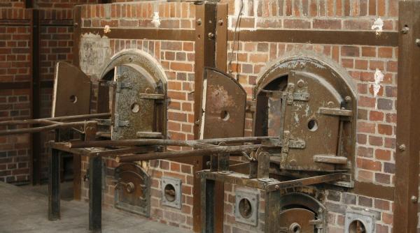 Un crematoriu încălzește locuințele și instituțiile din Franța cu căldura rezultată din incinerări: „Așa nu se pierde nimic”