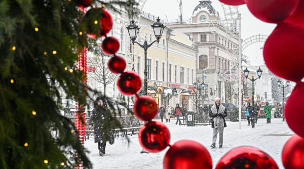 Crăciunul aduce ninsori în aproape toată țara. Se va depune strat de zăpadă. ANM: Și în București va ninge