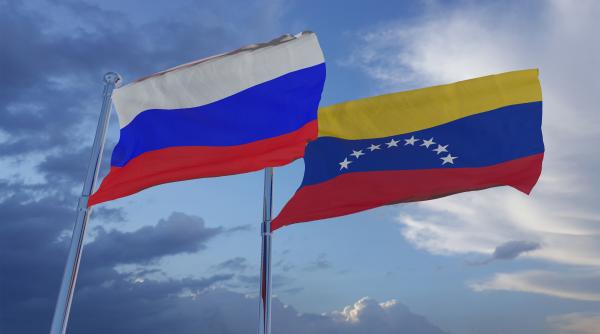 AP: Rusia a început evacuarea familiilor diplomaților săi din Venezuela, după avertismentele lui Trump