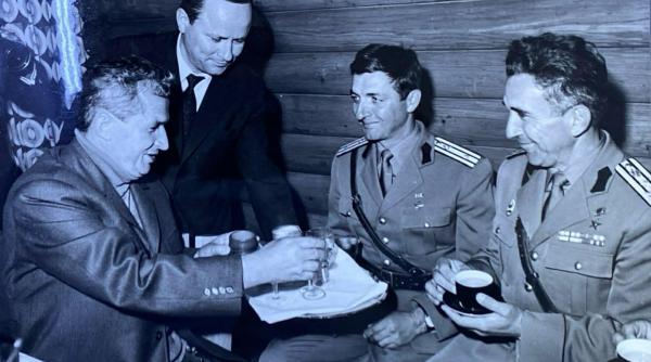 comunismul a murit dar ceausescu continua sa traiasca antropolog e o figura memabila usor de tinut minte