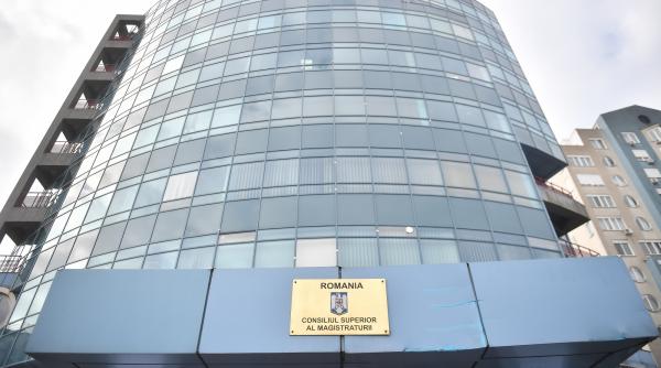 csm trimite presedintelui romaniei guvernului si ministerului justitiei rezultatele partiale ale chestionarului privind justitia