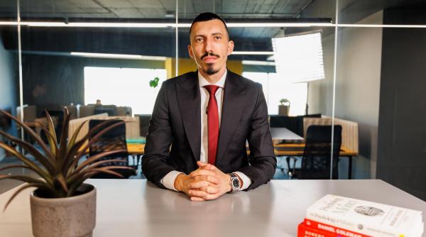 tehnologie si investitii cum a schimbat digitalizarea accesul la bursa