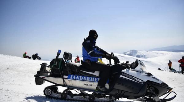 23 000 de angajati mai sunt la datorie in minivacanta de craciun radare pe sosele si controale