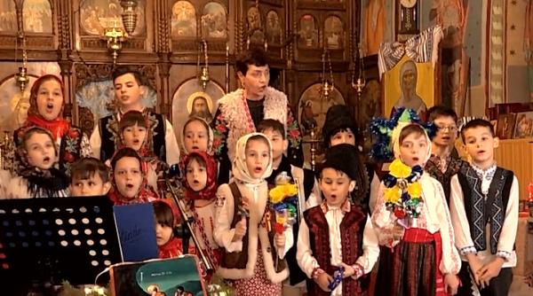 a fost o seara de poveste la o biserica din prahova mos craciun a adus daruri si zambete