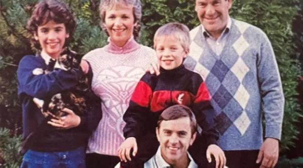 am invitat un om al strazi in casa noastra de craciun si a ramas cu noi 45 de ani