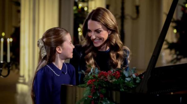 Moment special în familia regală: Catherine și Prințesa Charlotte au cântat împreună la pian, la concertul de Crăciun