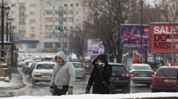Scad temperaturile în București: Se anunță vânt, ceață și chiciură. Prognoza specială pentru Capitală
