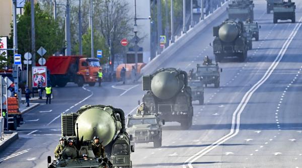 Putin a mutat rachete nucleare Oreșnik în Belarus. Sateliții americani le-au găsit într-o bază din estul țării