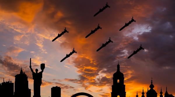 rusia a atacat masiv cu rachete hipersonice ucraina inainte de intalnirea dintre trump zelenski explozii in capitala stati in casa