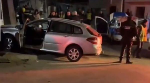 O maşină de poliţie care era în misiune a fost implicată într-un accident în Medgidia: 2 agenţi şi un tânăr au fost răniţi
