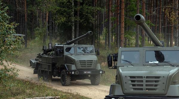 Regatul Unit și Germania semnează un acord comun de 70 de milioane de dolari pentru sisteme mobile de artilerie