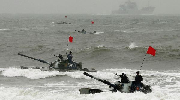 China a trimis nave și rachete în jurul Taiwanului, marți vor fi exerciții cu muniție reală. Armata taiwaneză e în alertă maximă