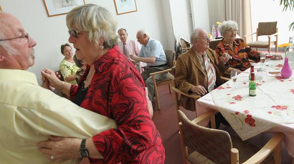 majoritatea europenilor cred ca pensiile de stat sunt in pericol ce reforme ar sustine