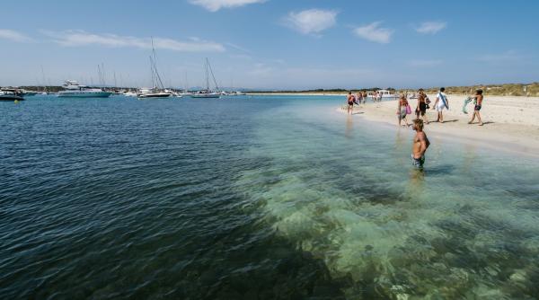 un rau subteran toxic cu ape contaminate cu mercur a fost descoperit intr o destinatie turistica populara