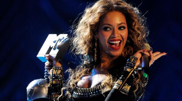 Beyonce a fost declarată miliardară de Forbes
