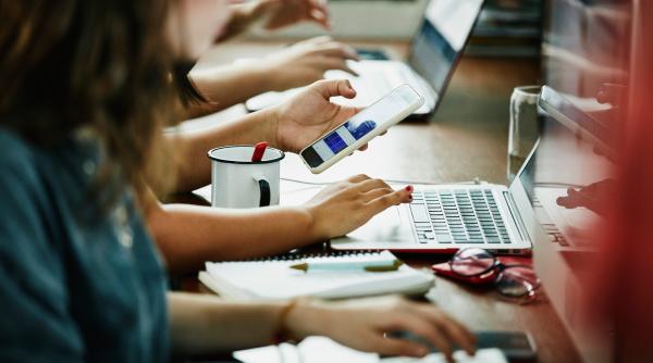 cv urile si diplomele ar putea disparea complet generatia z le spune adio fiindca angajatorii trec la recrutarea pe competente