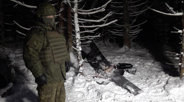 dupa acuzatiile de inscenare kremlinul a organizat o conferinta de presa cu dovezile atacului asupra palatului lui putin