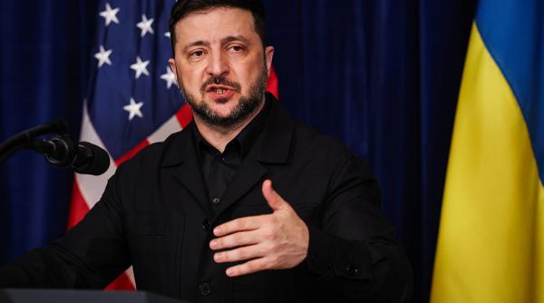 Mesajul lui Volodimir Zelenski de Anul Nou: „Credem în pace, luptăm pentru ea”