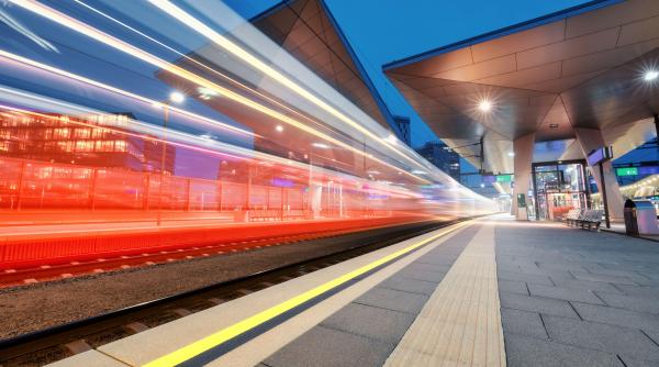 Trenurile de noapte europene, promise ca o alternativă verde, au fost blocate în birocrație: “Multă speranță, puțină planificare”