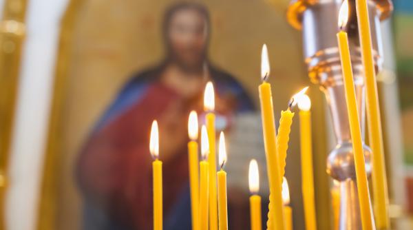  Calendar ortodox 1 ianuarie 2026. Tăierea Împrejur cea după trup a Domnului, sărbătoare cu cruce roșie 