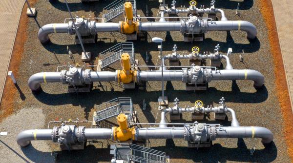 rusia nu mai este benzinaria deghizata in tara petrolul si gazele alimenteaza tot mai putin bugetul federal in urma sanctiunilor