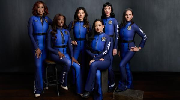 O astronaută care a făcut parte din zborul istoric Blue Origin spune că a intrat în depresie după misiunea spațială