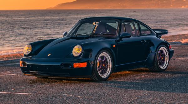 unul dintre cele mai rare porsche uri ale anilor 90 a fost scos la licitatie are la bord doar 640 de kilometri