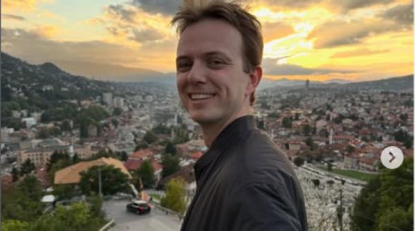 un vlogger olandez promoveaza romania dupa o vizita la sibiu e atat de periculos incat femeile se pot plimba singure noaptea