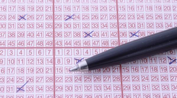 Loto 6/49 de duminică, 4 ianuarie: Numerele câștigătoare și premiile puse în joc 