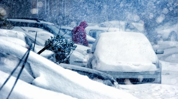 alerte meteo de vreme rea in aproape toata tara anm a emis coduri portocalii si galbene de ninsori si ploi harta cu zonele afectate
