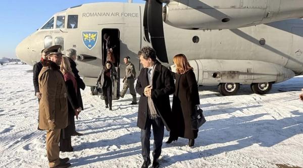 nicusor dan a ramas blocat la paris aeronava presedintelui nu mai decoleaza din cauza vremii