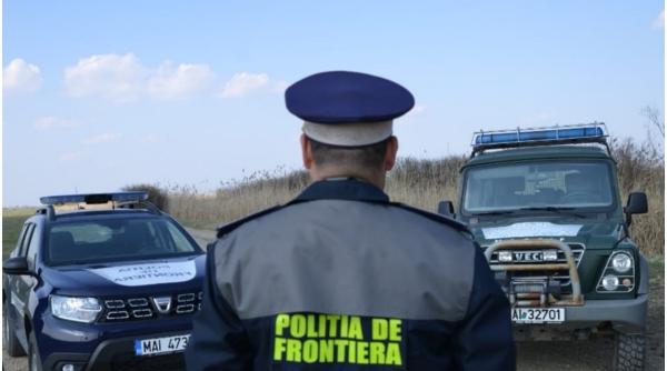 Poliţia de Frontieră a anunţat că trecerea cu bacul la Bechet a fost suspendată din cauza vremii nefavorabile