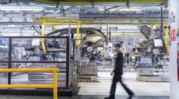 jobul platit cu 120 000 de dolari pe care nimeni nu il vrea in sua doar la ford sunt 5 000 de posturi disponibile