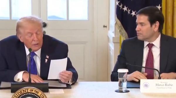 Moment stânjenitor la Casa Albă: Trump a citit cu voce tare un mesaj confidențial primit de la Rubio. Secretarul de stat a rămas blocat