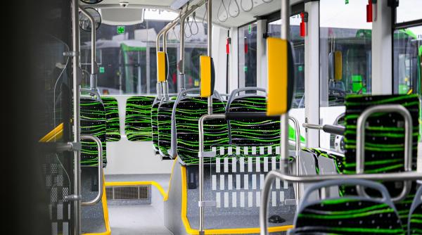 Caz halucinant în Sibiu: Un bărbat a fost lăsat să moară în autobuz. Călătorii nu au anunțat șoferul. "Nu mai aveau cu ce să meargă"