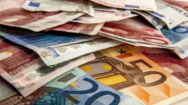 Amenzi de peste 32 de milioane de euro pentru mai multe companii care și-au împărțit piața forței de muncă. Lista firmelor sancționate
