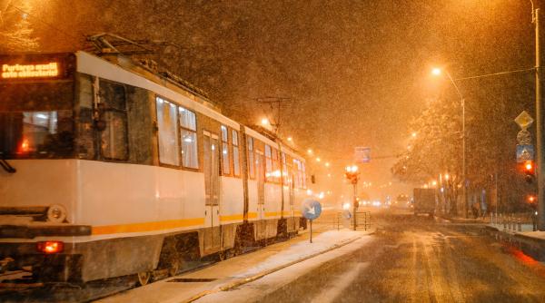 Ger și ninsori slabe în București. Meteorologii au emis prognoza specială pentru Capitală